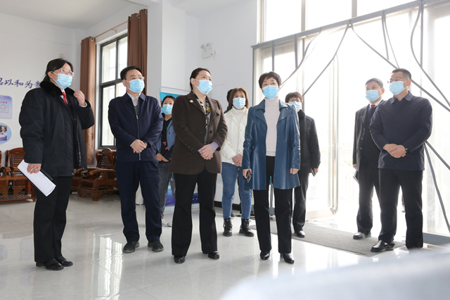 安阳县法院安阳县委常委政法委书记马玉红一行调研安阳县法院工作